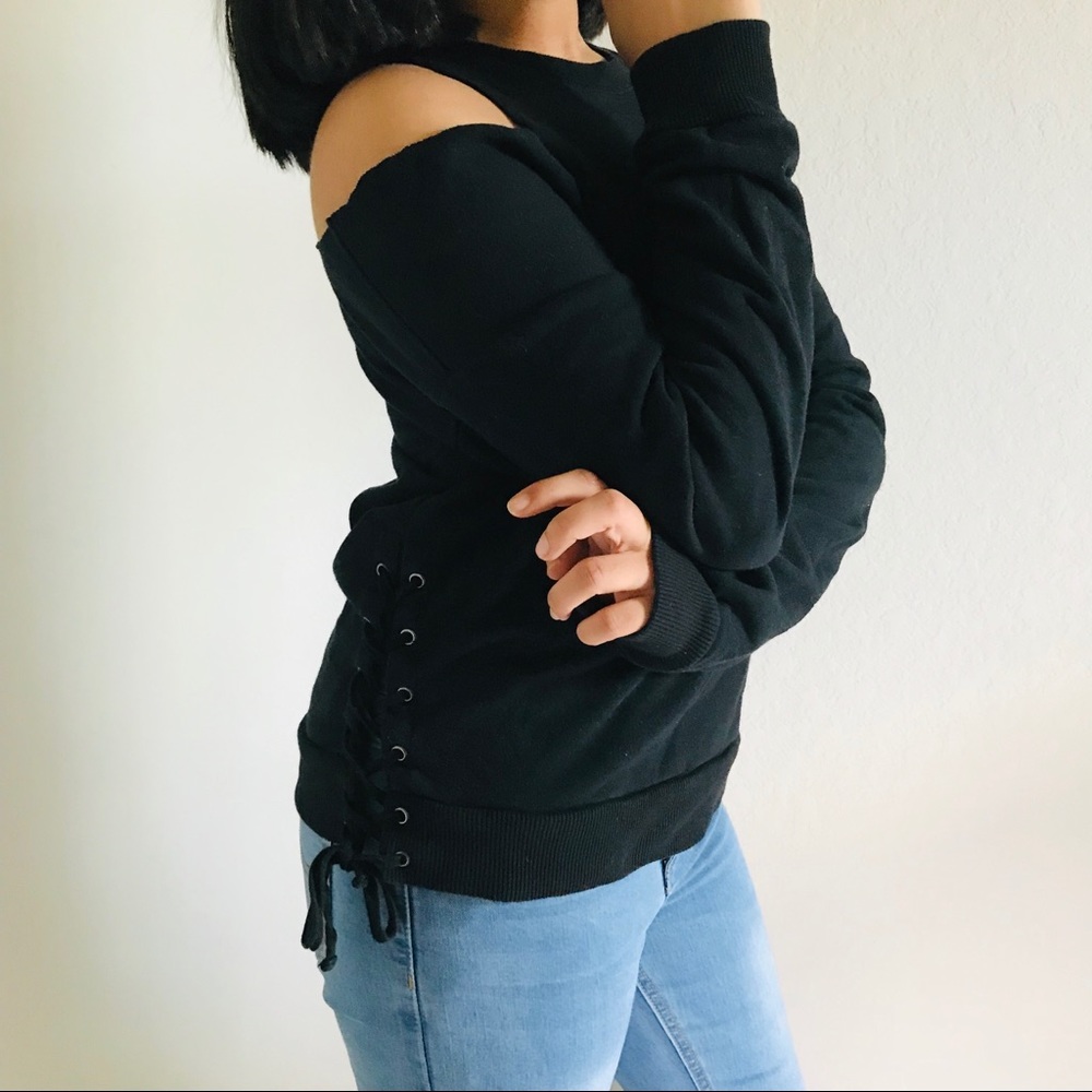 Forever 21 Black Sweater Size S